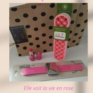 SPECIAL FETE DES MERES Elle voit la vie en rose